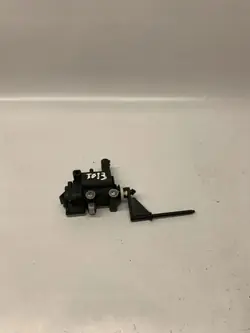 Bouchon de réservoir avec serrure OEM 67116985881 BMW 3 Cabrio