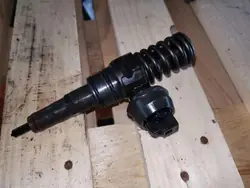 VW Injector OEM 038130073AJ voor Passat B5 1.9L Diesel