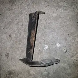 Support de grille droit OEM 9738880314 EM pour Atego MP2