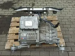 Porsche Taycan 4S Heckantrieb Motor OEM Gebraucht 25.000 km
