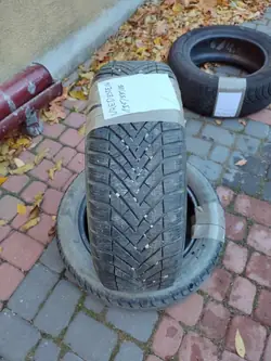 Vinterdäck OEM oponospae 195/55/16 Vredestein Par