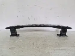 MERCEDES B-KLASA W246 BARRE DE PARACHOC A2466101100