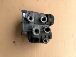 Wabco Jarruventtiili OEM A0014311213 Mercedes Actrosille