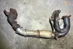 Colector de Escape Subaru OEM 1111223111