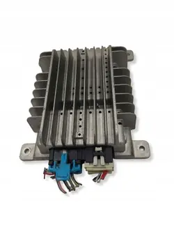 Amplificador áudio Mazda 3 I BN9R66920 - Consola central