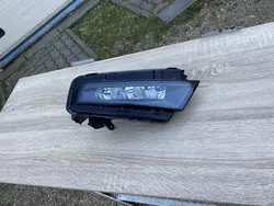 Farol Halógeno Direito SEAT ATECA OE 575941700B