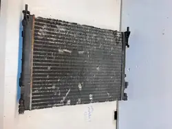 Radiador de agua Opel Vivaro 2005 OEM 8200073817