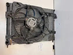 Radiateur d'eau Opel Vivaro 2005 OEM 8200073817