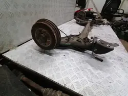 Poutre suspension arrière OEM FRE58825 pour Renault Clio IV