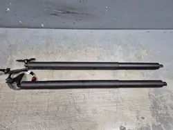 Audi Q8 4M Baklucka Ställdon Vänster Höger OEM 4M8827851J