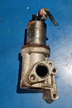 EGR-venttiili Hyundai i30 1.4 CRDi