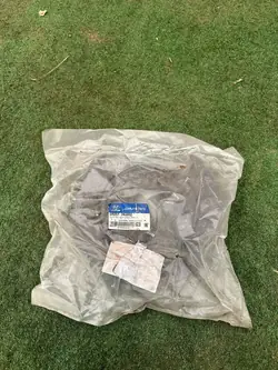 Hyundai Tucson bakre bromssköld OEM 582513K000