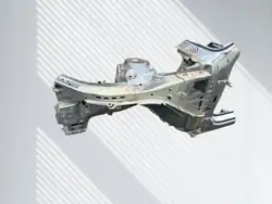 VOLVO XC60 II vänster framskärm OEM del