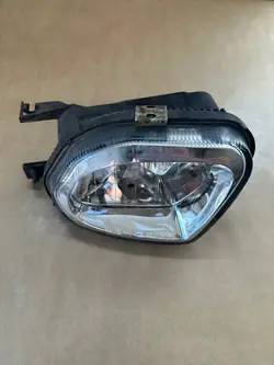 W906 Faro Antiniebla Halógeno Derecho Sprinter