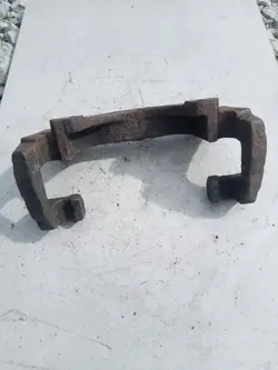 Support d'étrier de frein avant Audi A6 S6 C6 4B0615125C