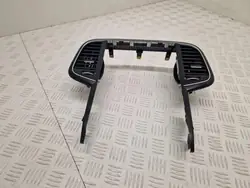Konsoli-ilmanotto OEM 682603660R Renault Talismanille