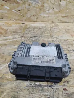 Peugeot 307 ECU 0281011803 9656161980 Begagnad