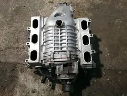Suporte compressor suspensão OEM 06E145601AT