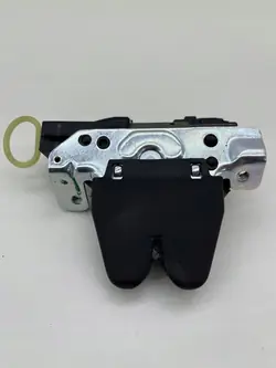 MERCEDES CLA W117 Baklucka Lås A1177500085