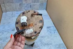 Bomba de combustível HYUNDAI SONATA V (NF) 2.4L 311103K000