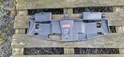 Mercedes E W212 voorste gordelkap OEM A2125000155