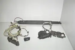 BMW OE 7430626 Kofferbakopener set voor 3 Touring G21