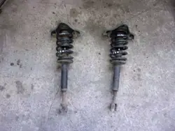 Ammortizzatore anteriore sinistro AUDI A4 (B6) 8E0413031BF