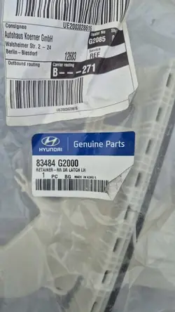 Hyundai Ioniq AE bak vänster dörrlåsfäste 83484G2000