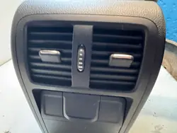Konsolin käsinoja OEM 31133 VW Passat B7 2.0 Diesel