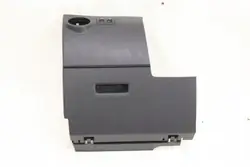 Käytetty Volkswagen Caddy hansikaslokero OEM 2K5858365