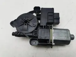 Motor vidro porta traseira esquerda VW 5Q0959811D 1.4L