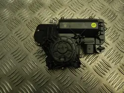 Placa de cierre con cierre suave Škoda OEM 5TA 827 887 A