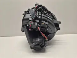 Boîtier de ventilateur BMW F10 F11 F01 F02 OE 9248171