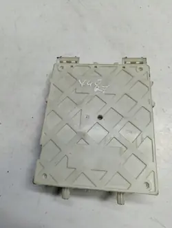 Caja de fusibles Volvo V40 usado OEM 31412887