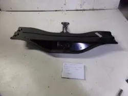 Fixation Siège Arrière OEM 5QA885338 pour Touran III 7 Places