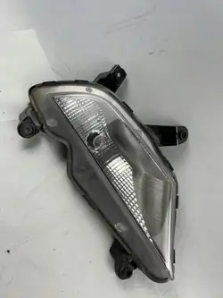 Farol Halogéneo Hyundai I20 II Direito Dianteiro OEM