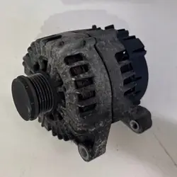 Vaihtovirtageneraattori BMW 3 F30 F35 F31 OE 7823343