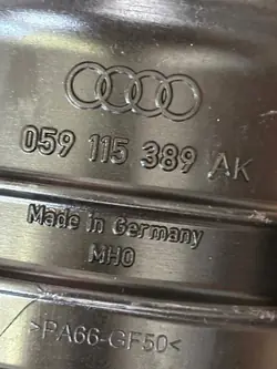 Öljynsuodattimen kotelo Audi 3.0L