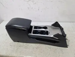 Mittkonsol armstöd OEM TUNRLSRODKOEY JJJ4 Ford Explorer