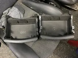 Mercedes W245 etuistuintelaatikko OEM FOTELA W245