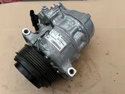 Compresor de aire acondicionado MERCEDES C-KLASA W205 A0008304400