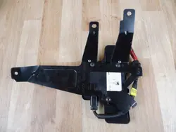 Kia Niro sokean kulman anturi OEM 95820-Q4000 vasen