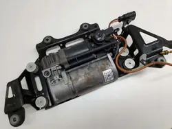 Audi A8 D4 Jousituskompressori OEM 4H0616005C/5D