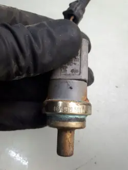 Wasserkühler OEM 7M3122291 für VW Golf V