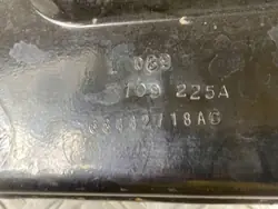 Cojín de caja Jeep OEM 68442718 - Estado usado