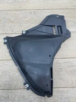 BMW 5 G30/G31 M-Paket Front Right Lower Wheel Arch 51718060032