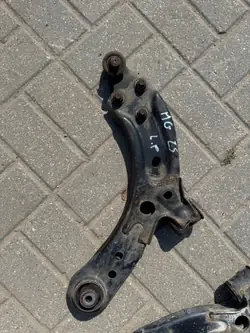 Brazos de Suspensión Delantero Izquierdo MG ZS OEM CAR.AUTO MG 1.0T 015