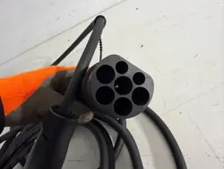 Chargeur de câble Audi OE d'occasion OEM 4N0971675F
