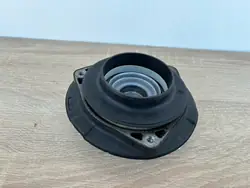 Stötdämpare fäste fram Opel Astra 5 V 39185990