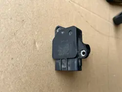 Luftmassenmesser OEM 2204-0J010 für Toyota Avensis